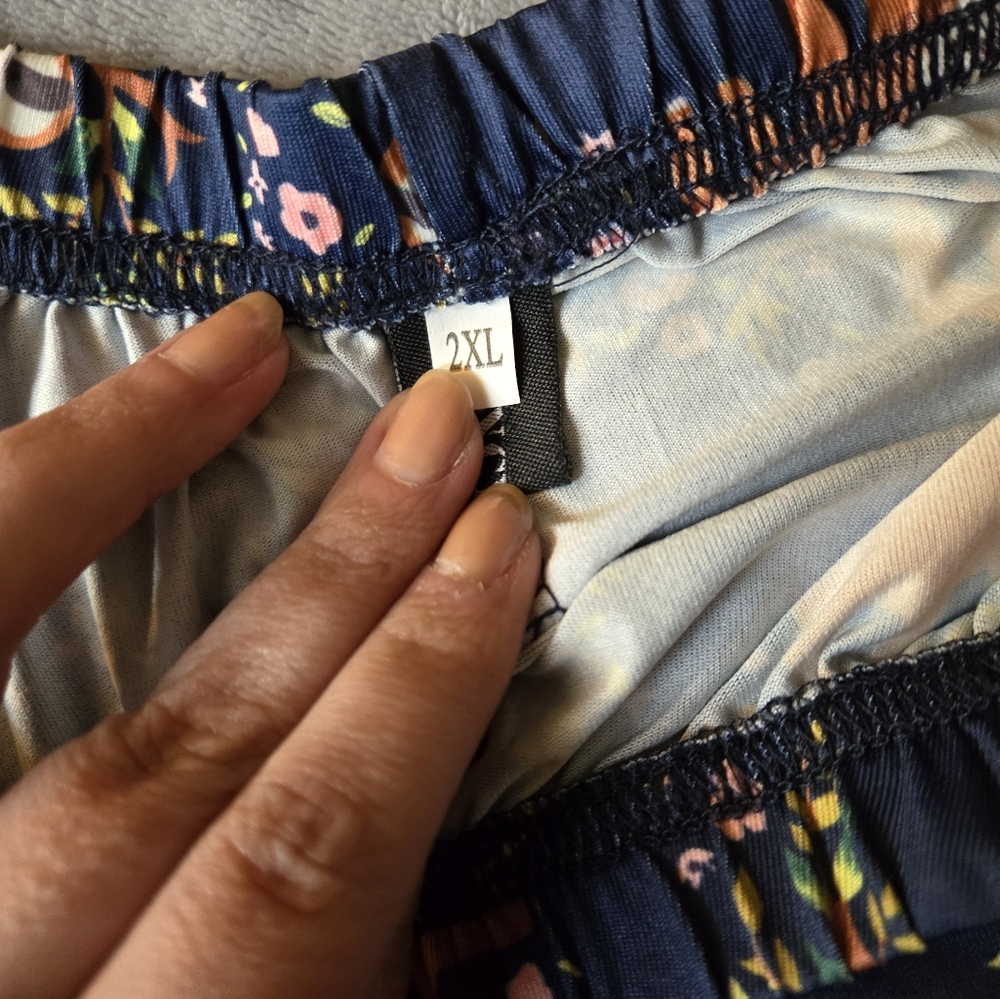 Navy blue sloth mini skirt - Picture 3 of 9